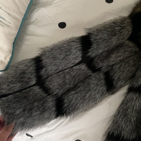 Bebe Small Genuine Leather Faux Fur Jacket (runs a little large) - Picture 2 of 9